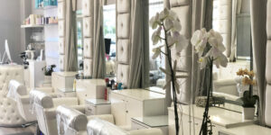 Elegant salon